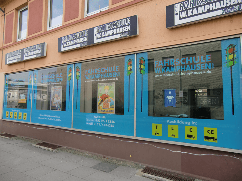 Fahrschul-Filiale in Lage